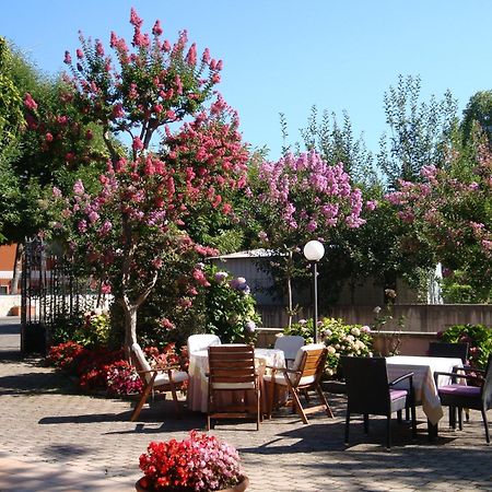 פיוג'י Hotel Gioia Garden מראה חיצוני תמונה
