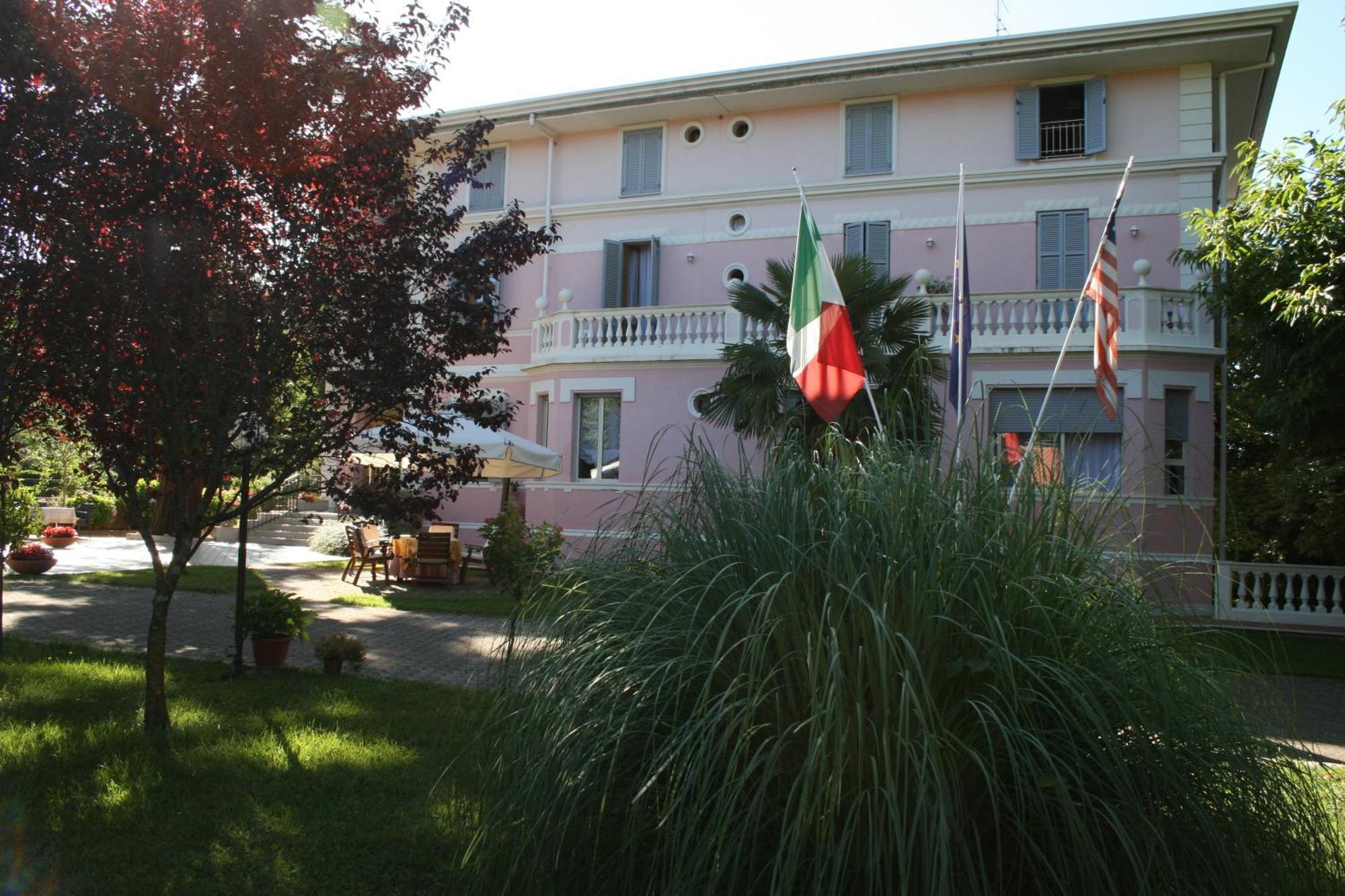 פיוג'י Hotel Gioia Garden מראה חיצוני תמונה