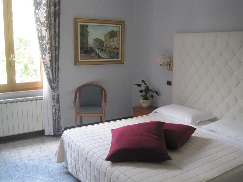 פיוג'י Hotel Gioia Garden מראה חיצוני תמונה